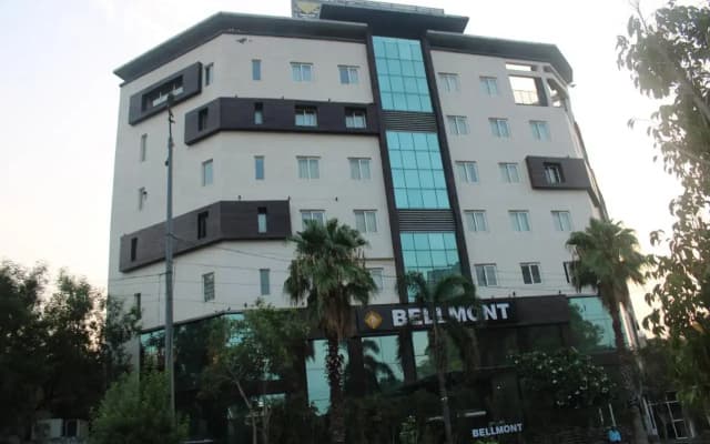 FabHotel Prime Bellmont