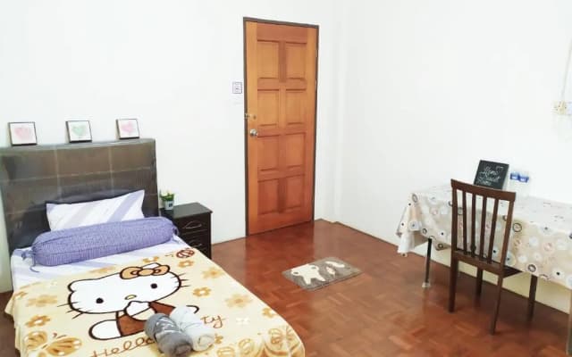 Victoria Homestay Sibu - Next to Shopping Complex, Party Event & Large Car Park Area with Autogate