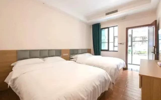 Wangfu Hotel (Yuzhong Ancient City Branch)