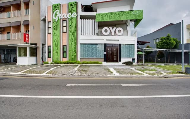 OYO 511 Grace Residence