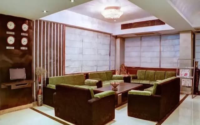 Treebo Corporate Suites Sector 62