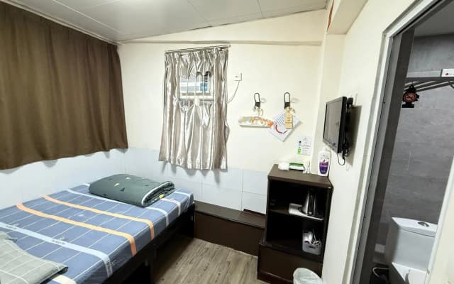 ALOHAS Hostel