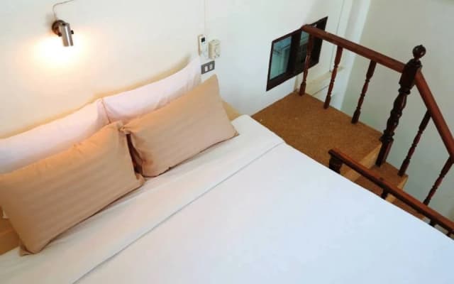 Chills Resort(ชิลล์ รีสอร์ท)