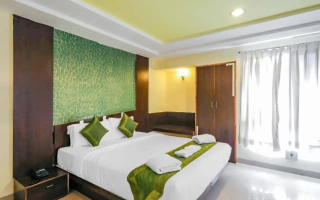 Treebo Trend Paradise, Indore
