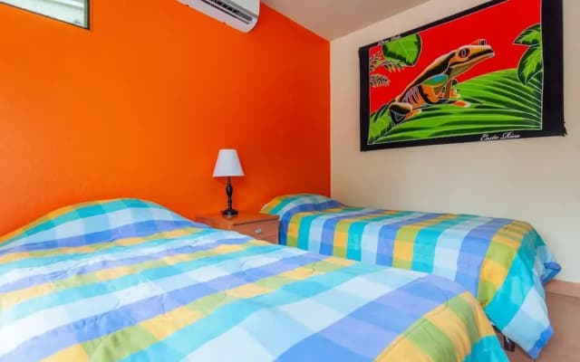 Nicely priced duplex in Surfside with private pool and AC in every room