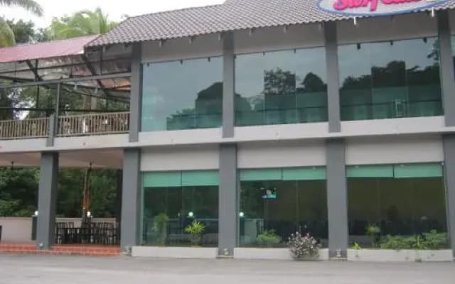 Cherating Eastana Beach Resort