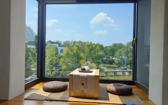 Yuxi Jianting Homestay Hotel