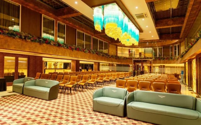 Clarks Inn Suites Hyderabad Airport