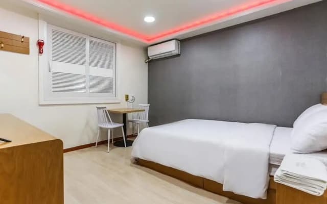 Gangneung J Block Motel