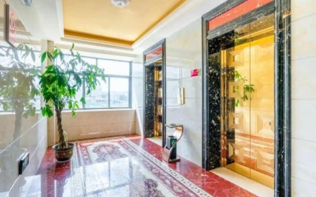 Yunkang International Hotel (Qujing Wanda Bund Branch)