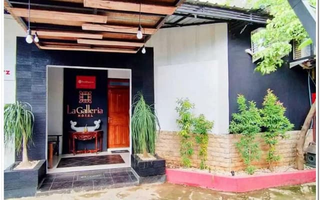 RedDoorz Plus near Alun Alun Sumenep