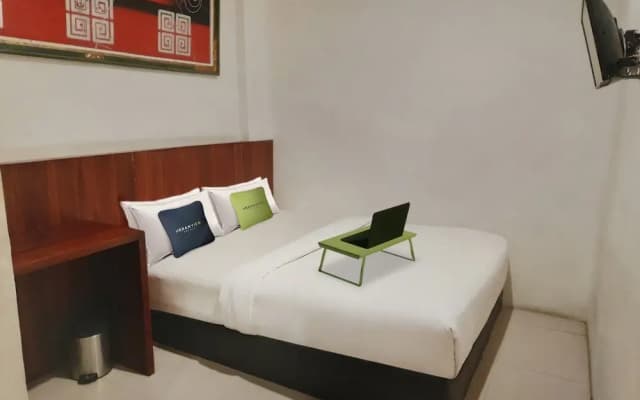 Urbanview Os Residence Medan by RedDoorz