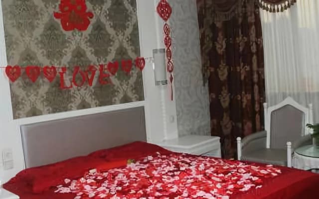 Lou lan Hotel