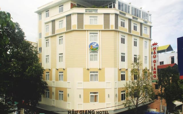 Hau Giang Hotel