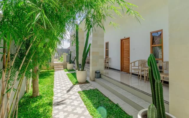 Seven Angels Villa and Hostel