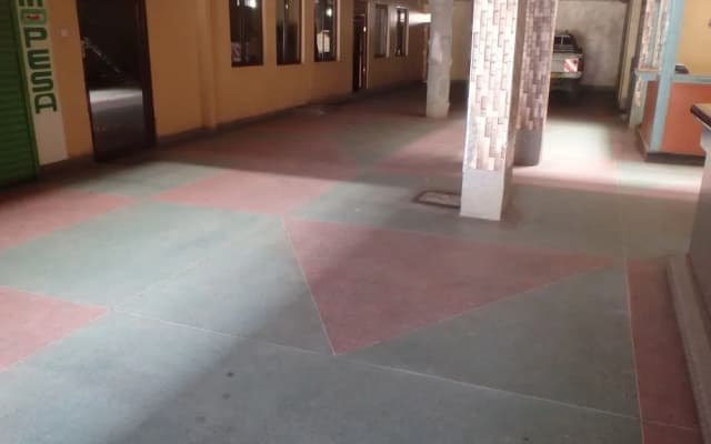 Mau Summit Hotel