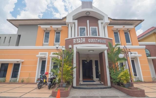 RedDoorz Syariah Plus @ Banjarbaru 2