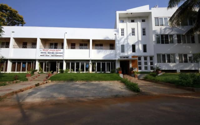 KSTDC Hotel Mayura Kauvery KRS