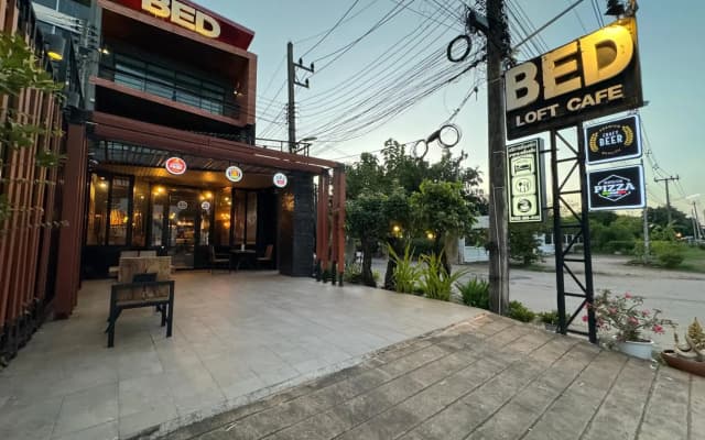 Bed Loft Cafe