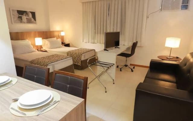Promenade Soho Campos Hotel