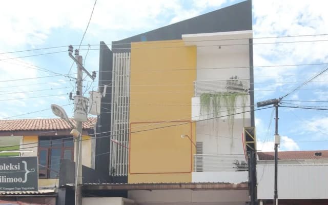 Airy Tugu Yogyakarta Poncowinatan 3