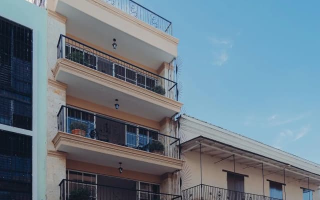 Hotel La Colonia
