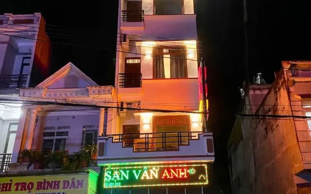 Van Anh Hotel