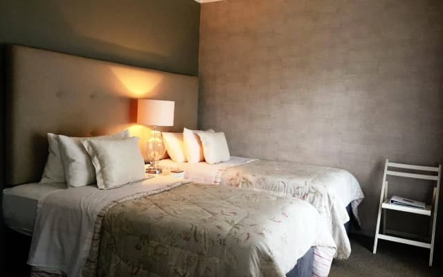 Cathkin Cottage B&B