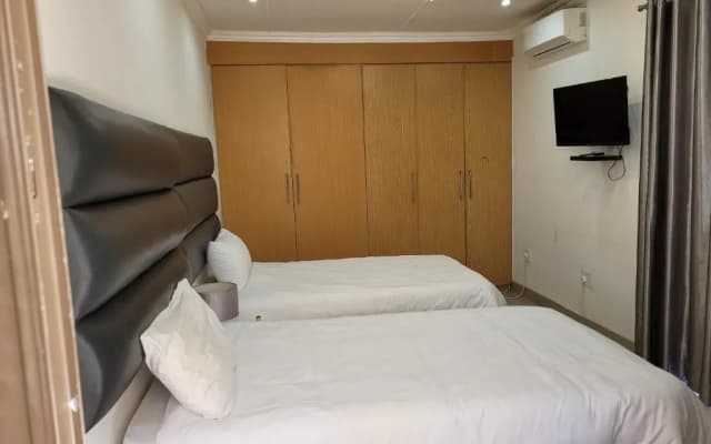 196 On Victoria Bed  Breakfast