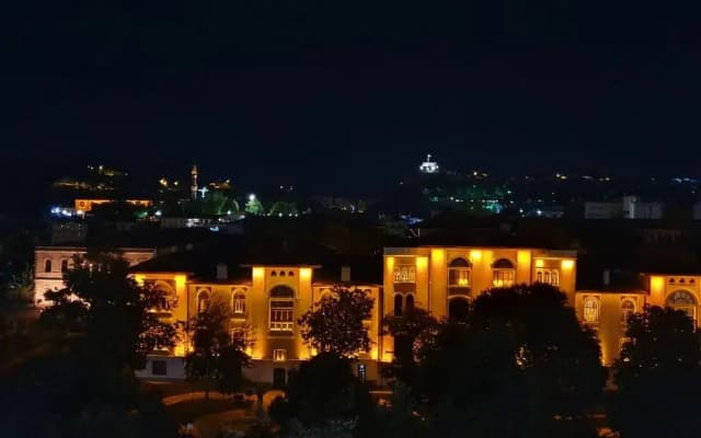 Almer Hotel