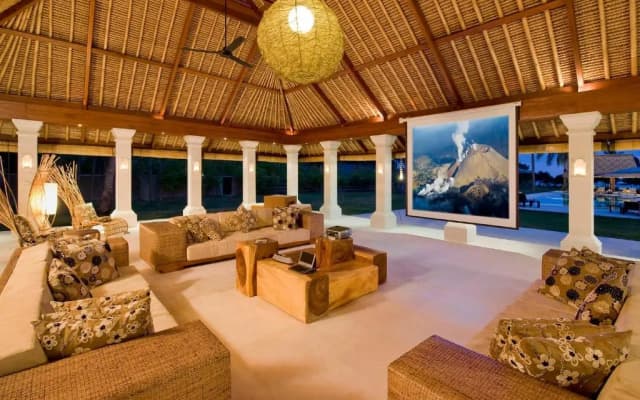 Villa Sepoi Sepoi by Elite Havens
