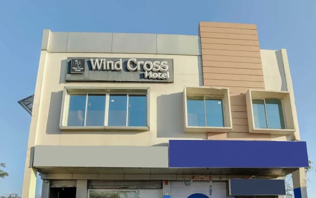 Oyo 24594 Wind Cross
