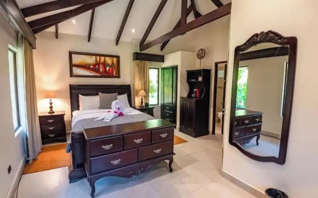 Marenaz Oceanfront Resort