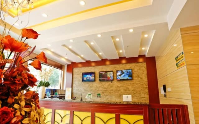 GreenTree Inn JiangXi YingTan GuiXi Plaza JinFeng Mansion Business Hotel