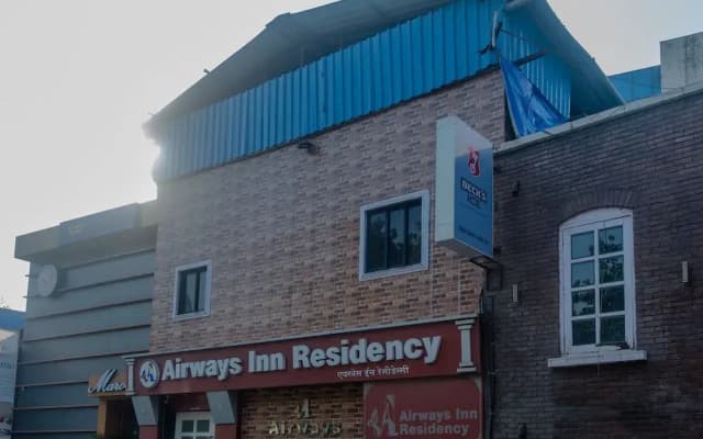 OYO 22523 Airways Inn Residency