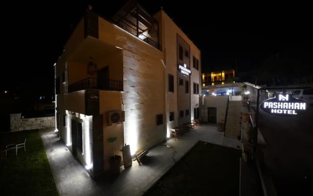 Pashahan Hotel