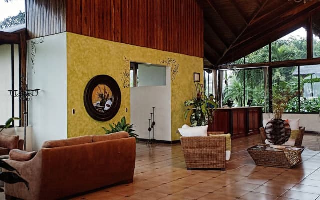 Arenal Paraíso Resort & Thermo Mineral Hot Springs