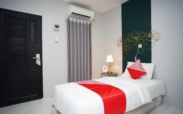 Sani Guest House by OYO Rooms