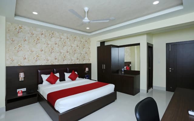 OYO Townhouse 76100 Hotel Diamond