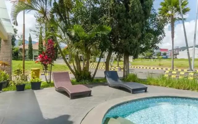 Panorama Villas Batu F-16