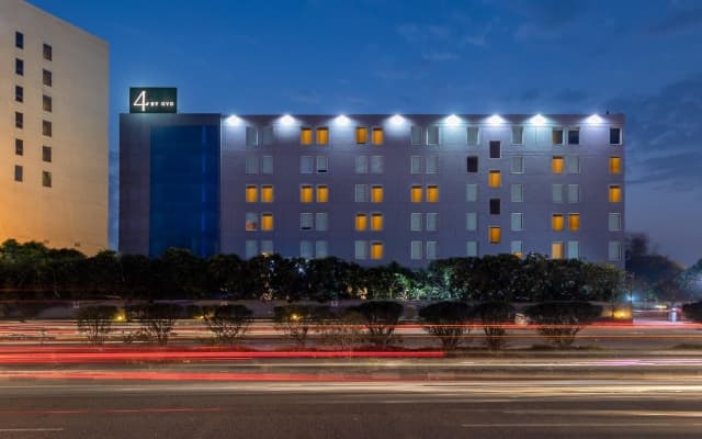 Sunday Hotel Chandigarh Zirakpur