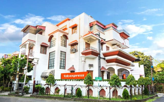 FabHotel Mishra Residency Salt Lake City