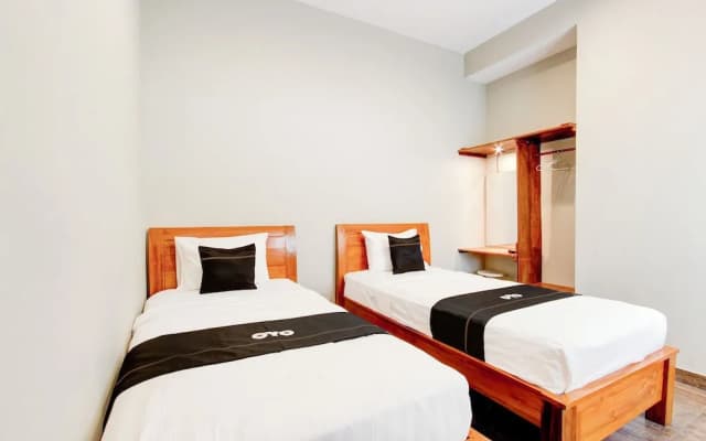 Capital O 94274 Homestay Balimoelih