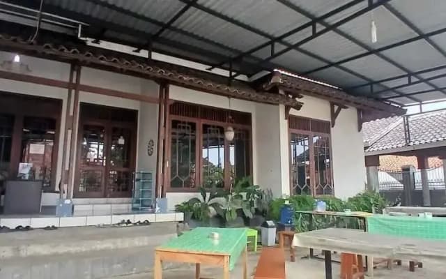Hotel O Home Stay Syariah Annur