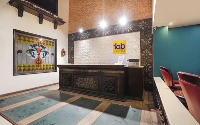 Fabhotel Nfc Royale