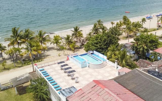 Hotel Playa Divina