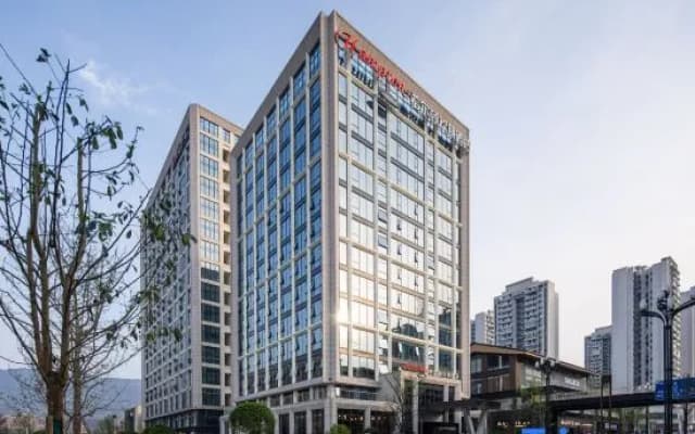 Hampton by Hilton Yibin Railway Station