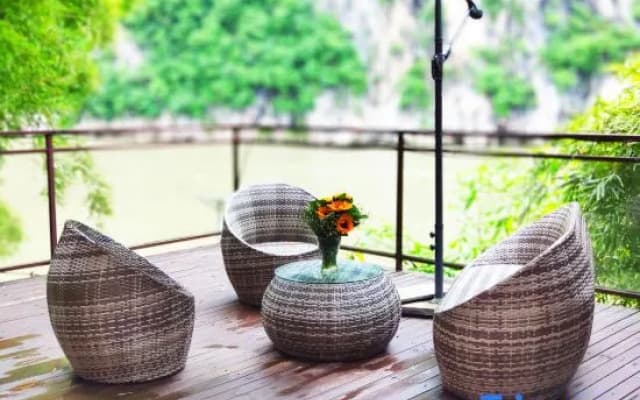 Yangshuo Bilin Holiday Inn (20 yuan RMB Scenic Area Branch)