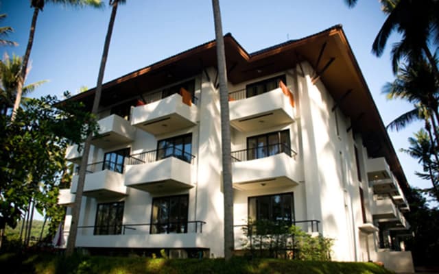 ASTROCOCO beach resort by Coconut Beach