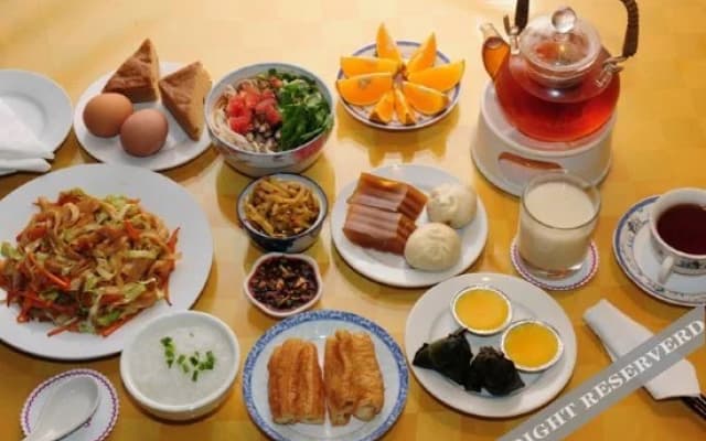HanTing Hotel (Taiyuan Railway Station West Square Metro Station)